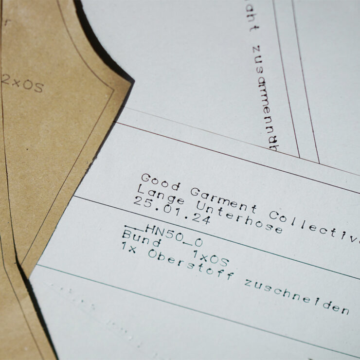 Plottservice Schnittentwicklung Schnitterstellung Schnittkonstruktion Schnittmacher Schnittmuster Passform Gradierung Modeschnitt Handschnitte Papierschnitte Industrieschnitte